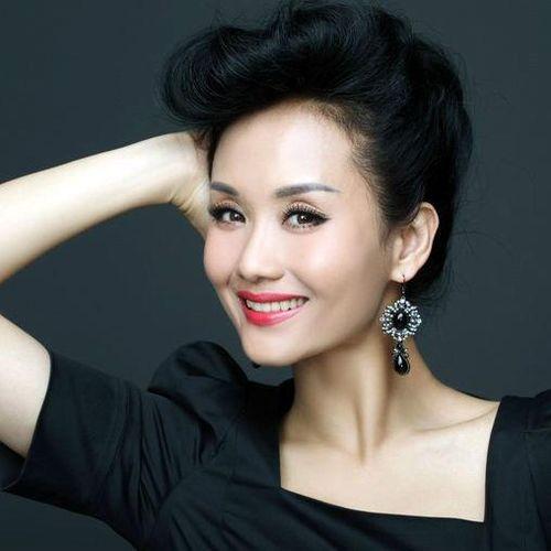 演员李颖床戏有哪些,情感纠葛中的激情演绎